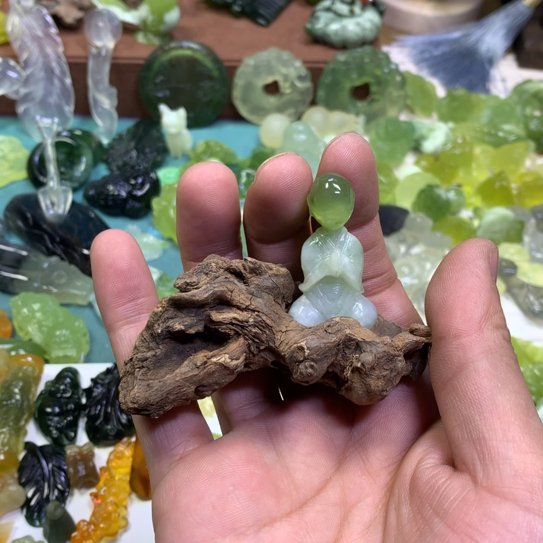 岫玉颈饰未镶嵌兆*悟道
