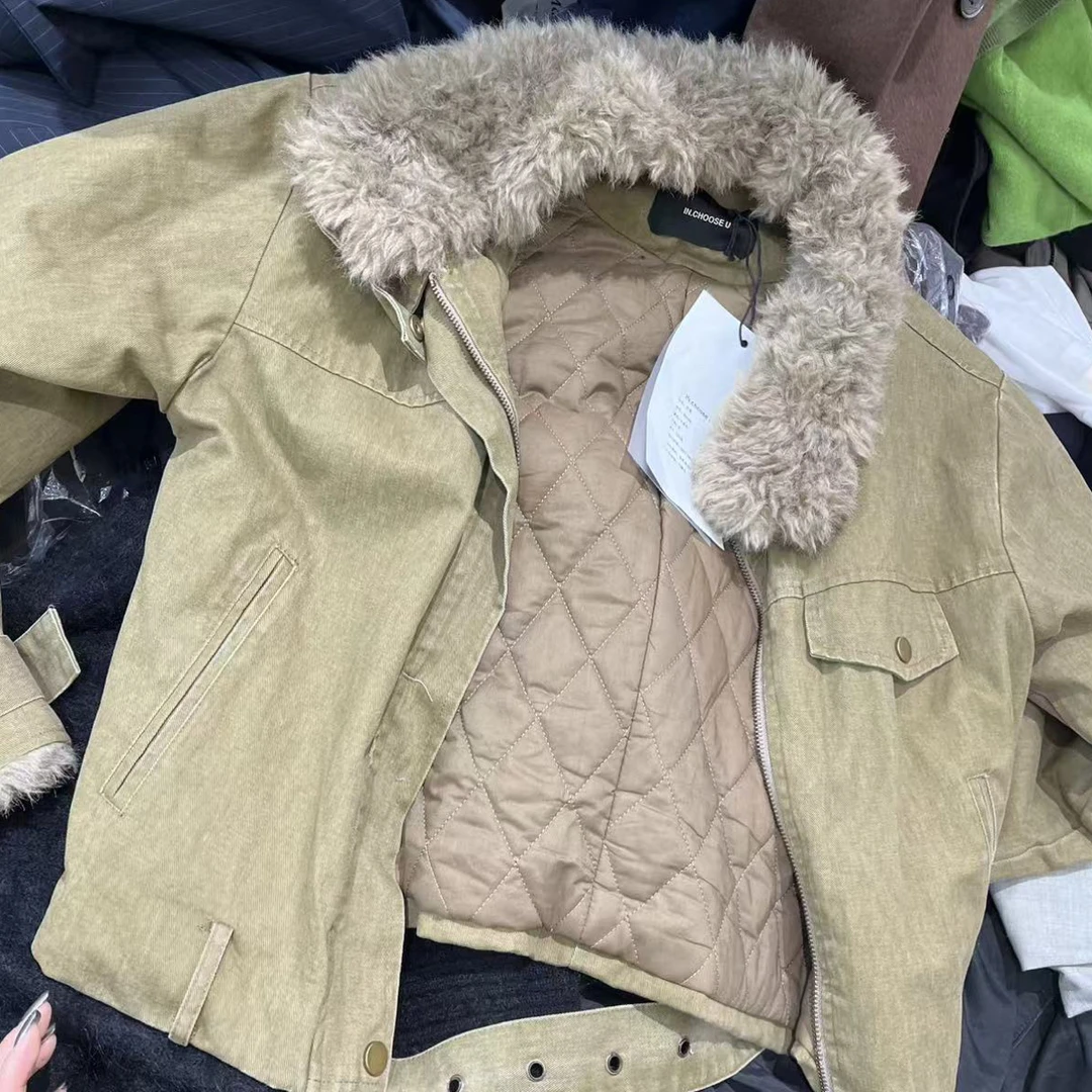 冬季保暖翻领拼接夹克毛领外套 82092