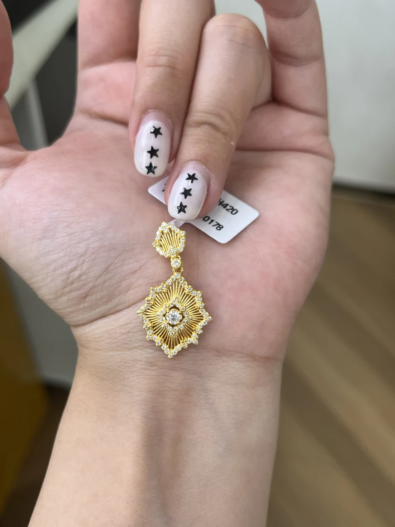 足金999  镶嵌布家拉丝吊坠 （不含链）
