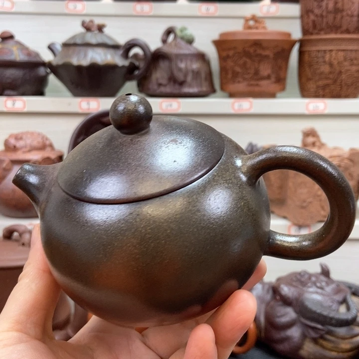 宜兴原矿紫砂手工制作