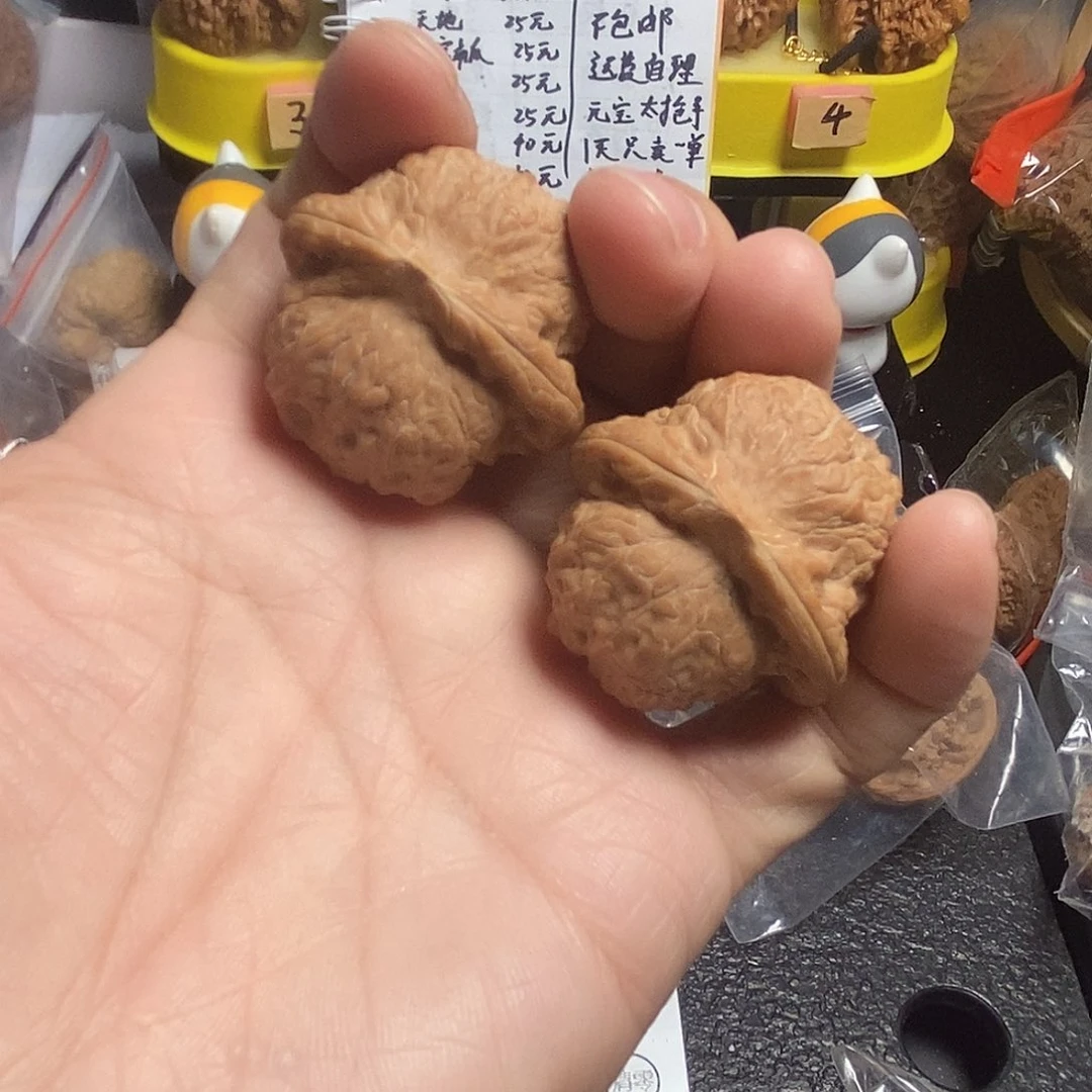 文玩核桃吊坠学麒麟边38尺