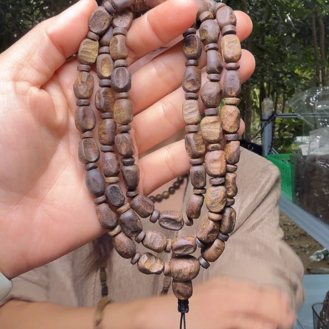 沉香手串海南老白奇金丝红油天然沉水老包头多样性发其一0.8mm