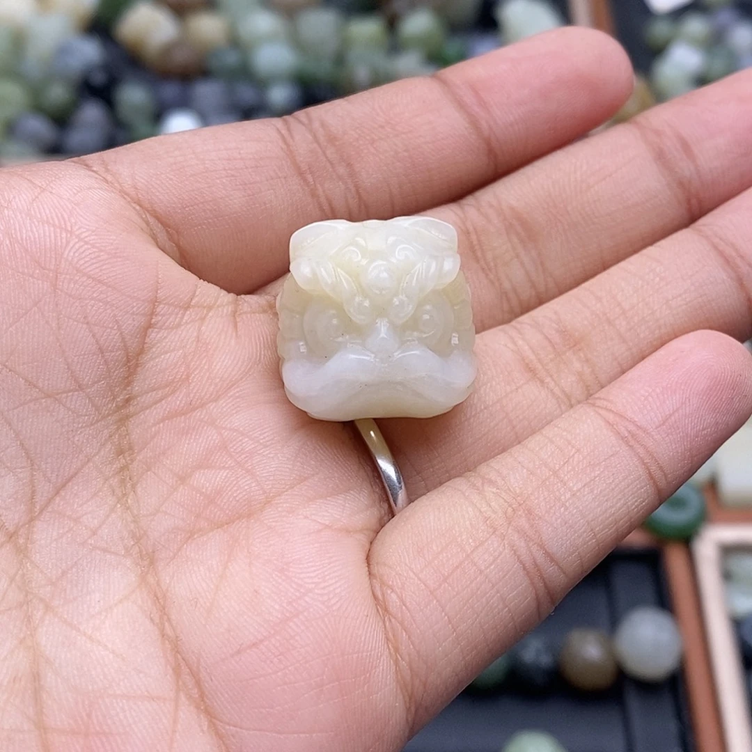 传***哥和田玉未镶嵌珠宝半成品