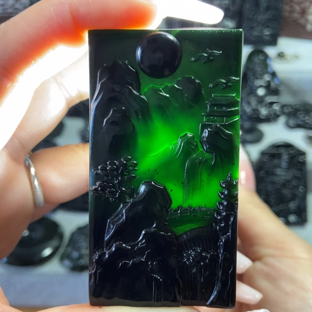 蛇纹石玉未镶嵌颈饰