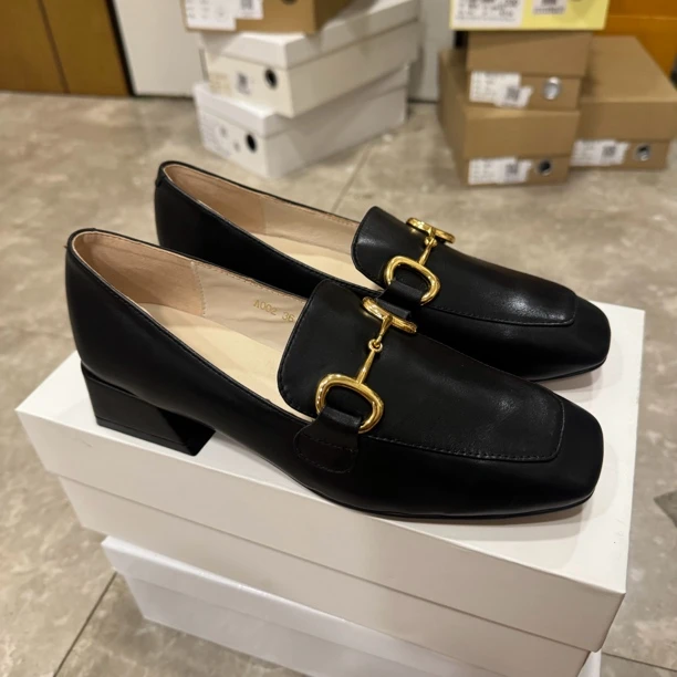 粗跟中跟（3-5CM）低跟浅口乐福鞋鞋子马衔扣方头