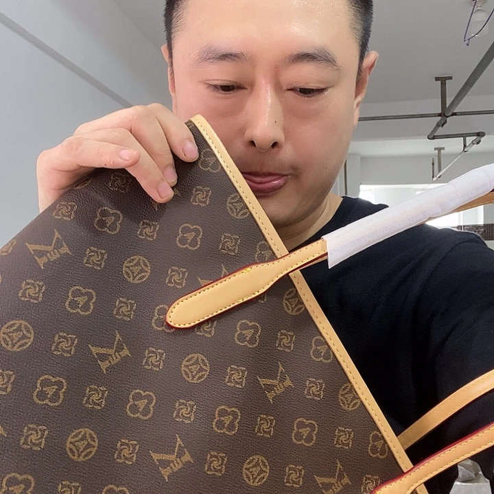 麂皮（革）水牛皮（革）锦纶PVC牛皮（革）山羊皮（革）