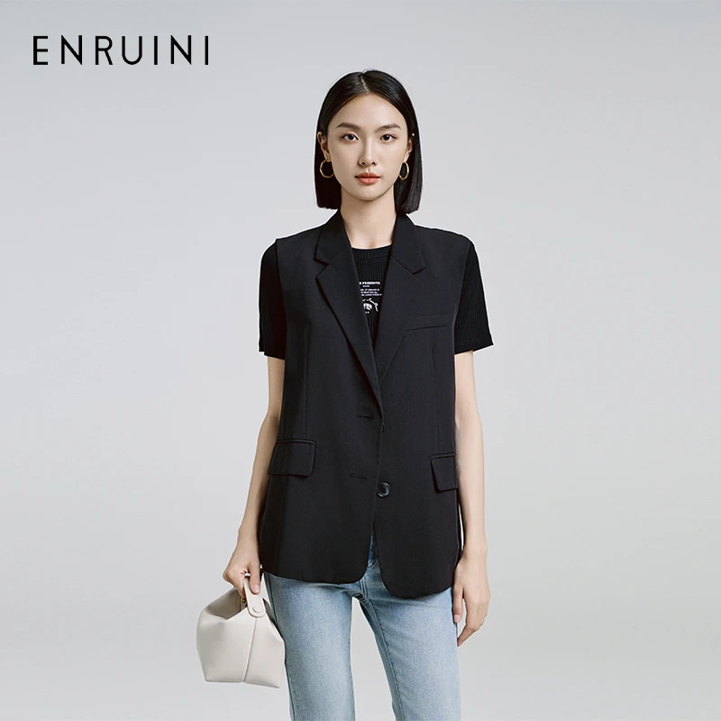 恩瑞妮2025新款西装马夹小帆船黑色女宽松坎肩无袖外套ESCV2B018