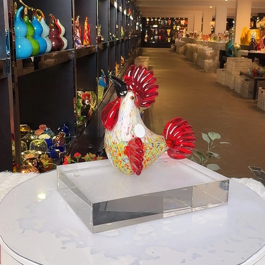 琉璃手工艺品琉璃岛上有个叫小白山