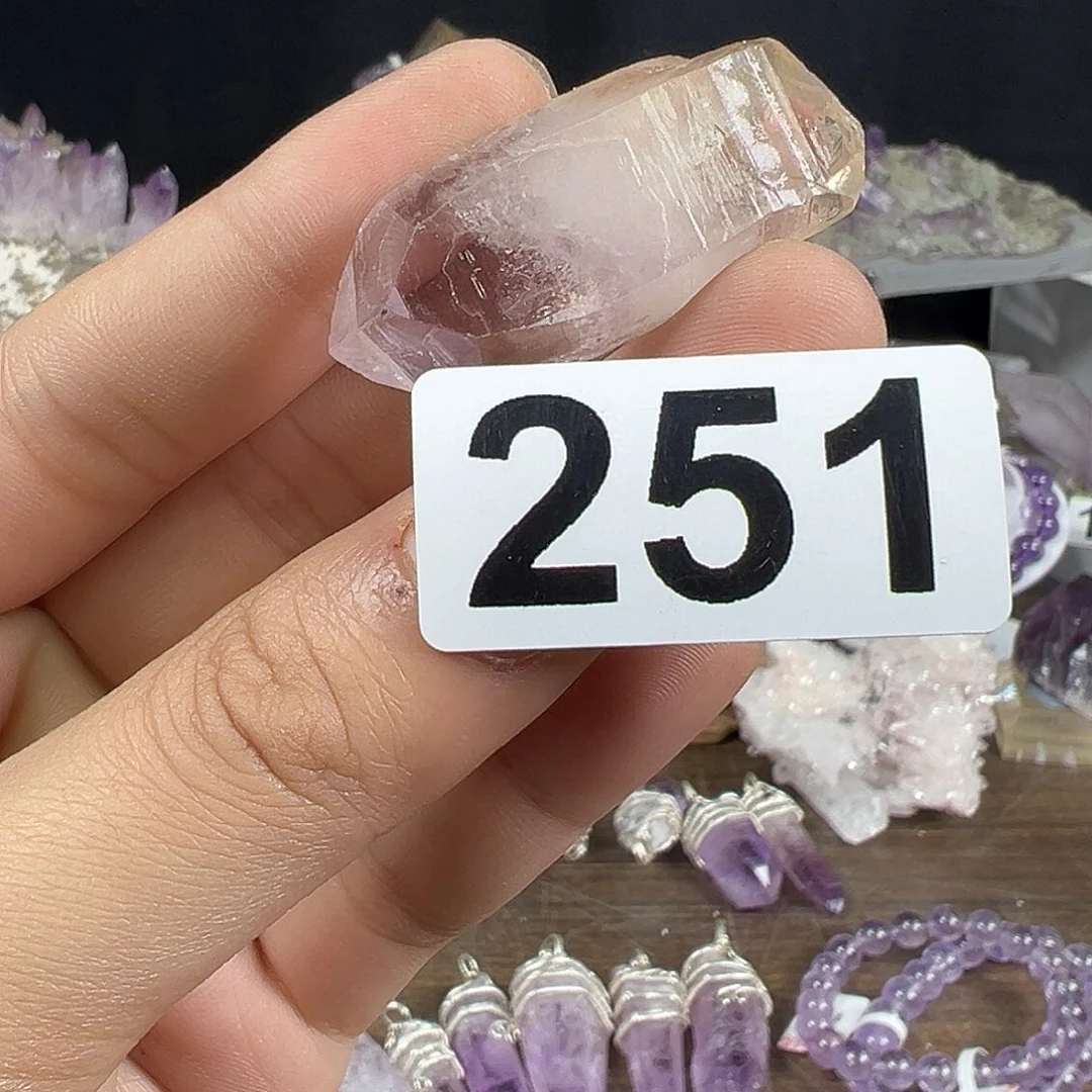 珠宝半成品水晶未镶嵌