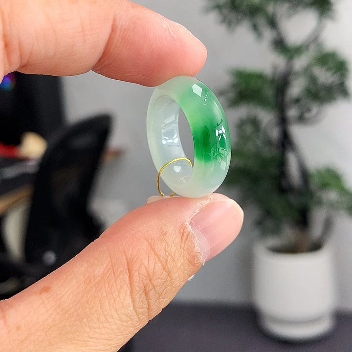 翡翠未镶嵌戒指9-10号