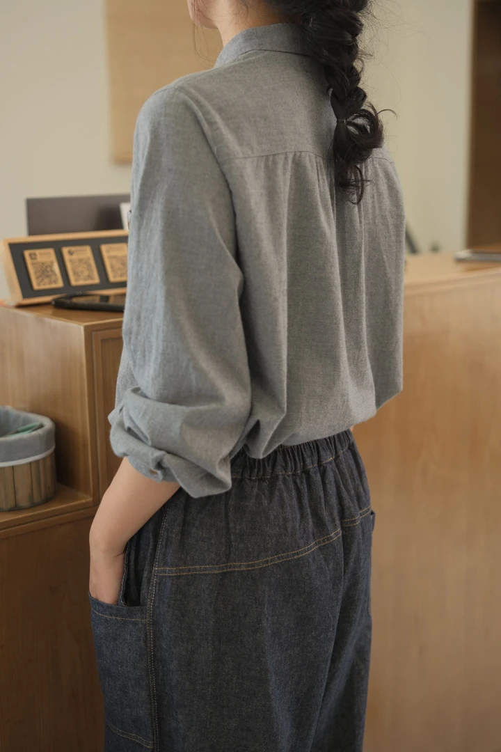 小璞「早秋纯棉磨毛衬衣」休闲，气质，简约，百搭。