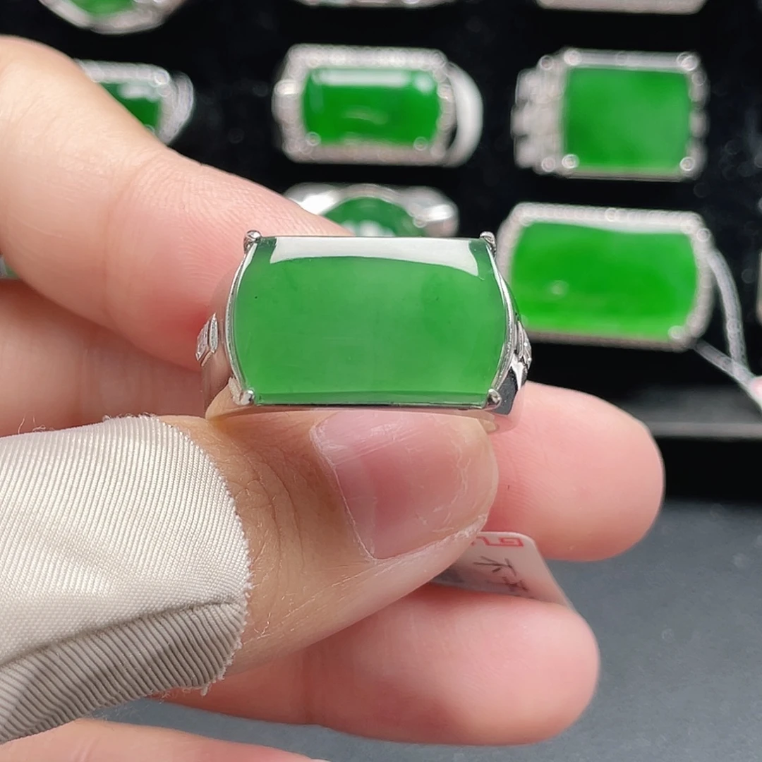 翡翠银S925镶嵌戒指天然A货翡翠没运费险3769