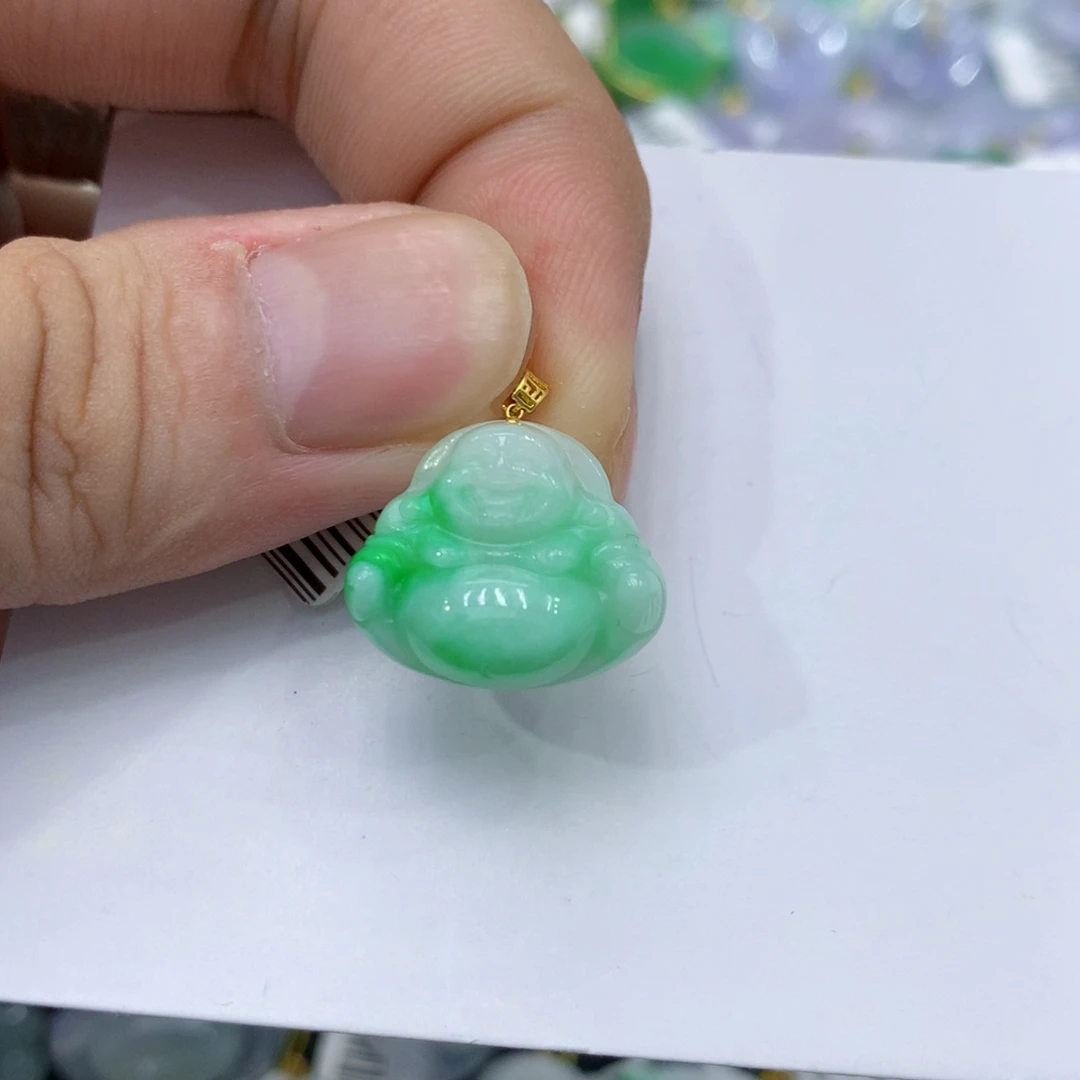 翡翠18K金镶嵌颈饰翡翠
