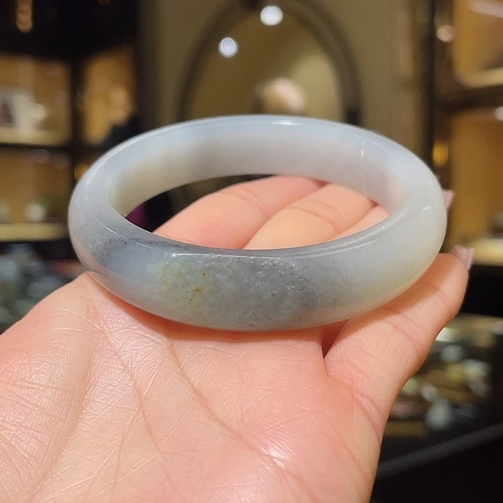 未镶嵌手镯和田玉56#54.35g