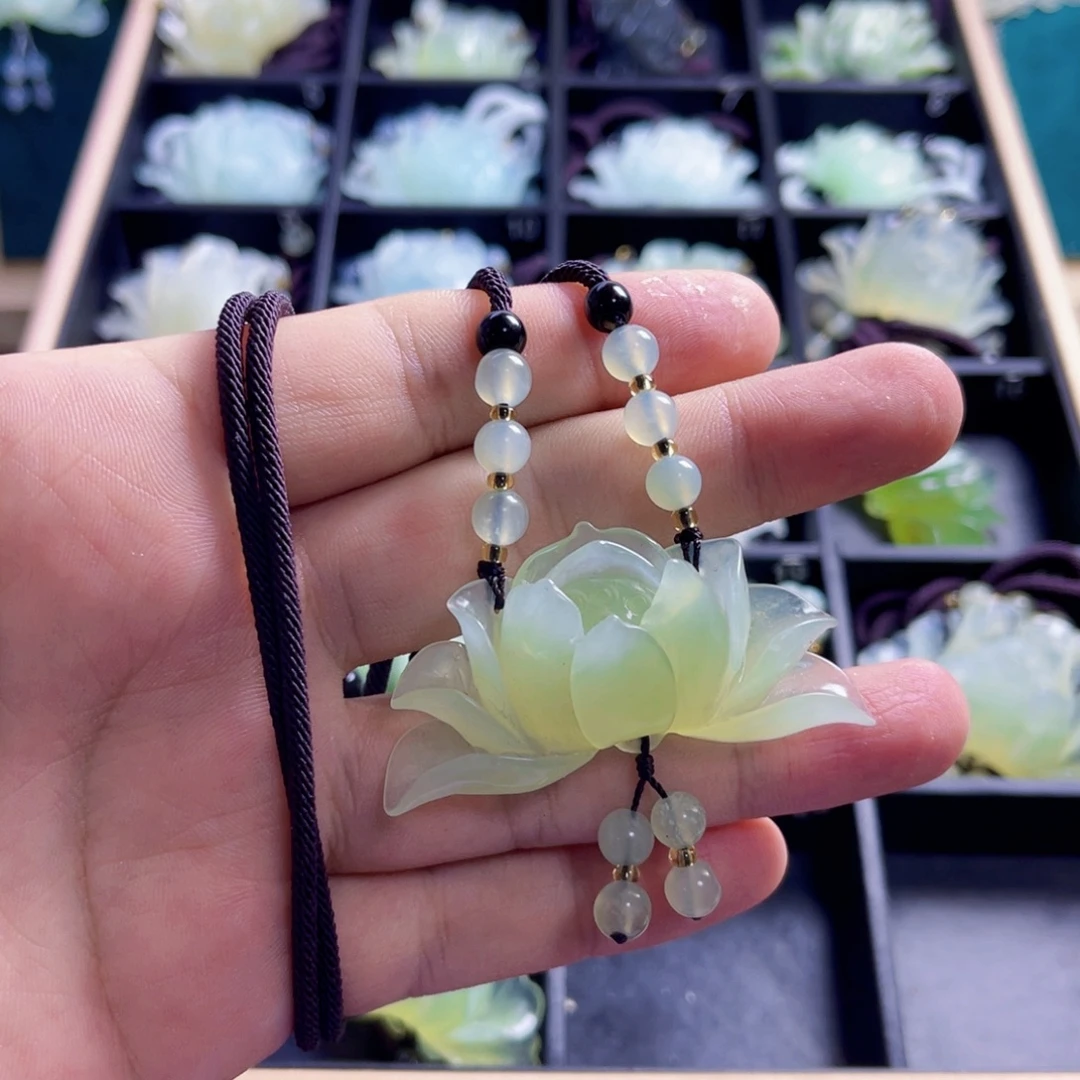 玉***奇蛇纹石玉未镶嵌颈饰