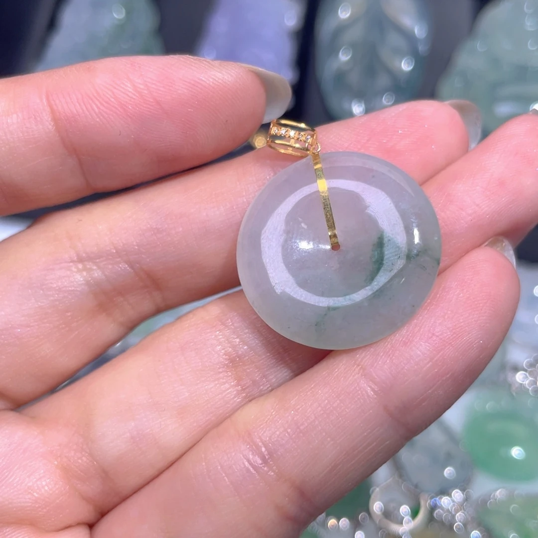颈饰18K金镶嵌翡翠翡翠
