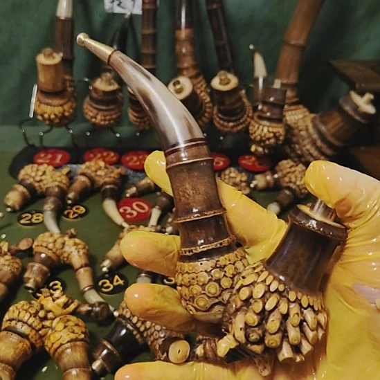 看***切贵州特色竹根烟斗工艺品手把件