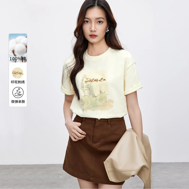 尚都比拉简约通勤艺术油画印花字母刺绣圆领落肩短袖TT恤59003