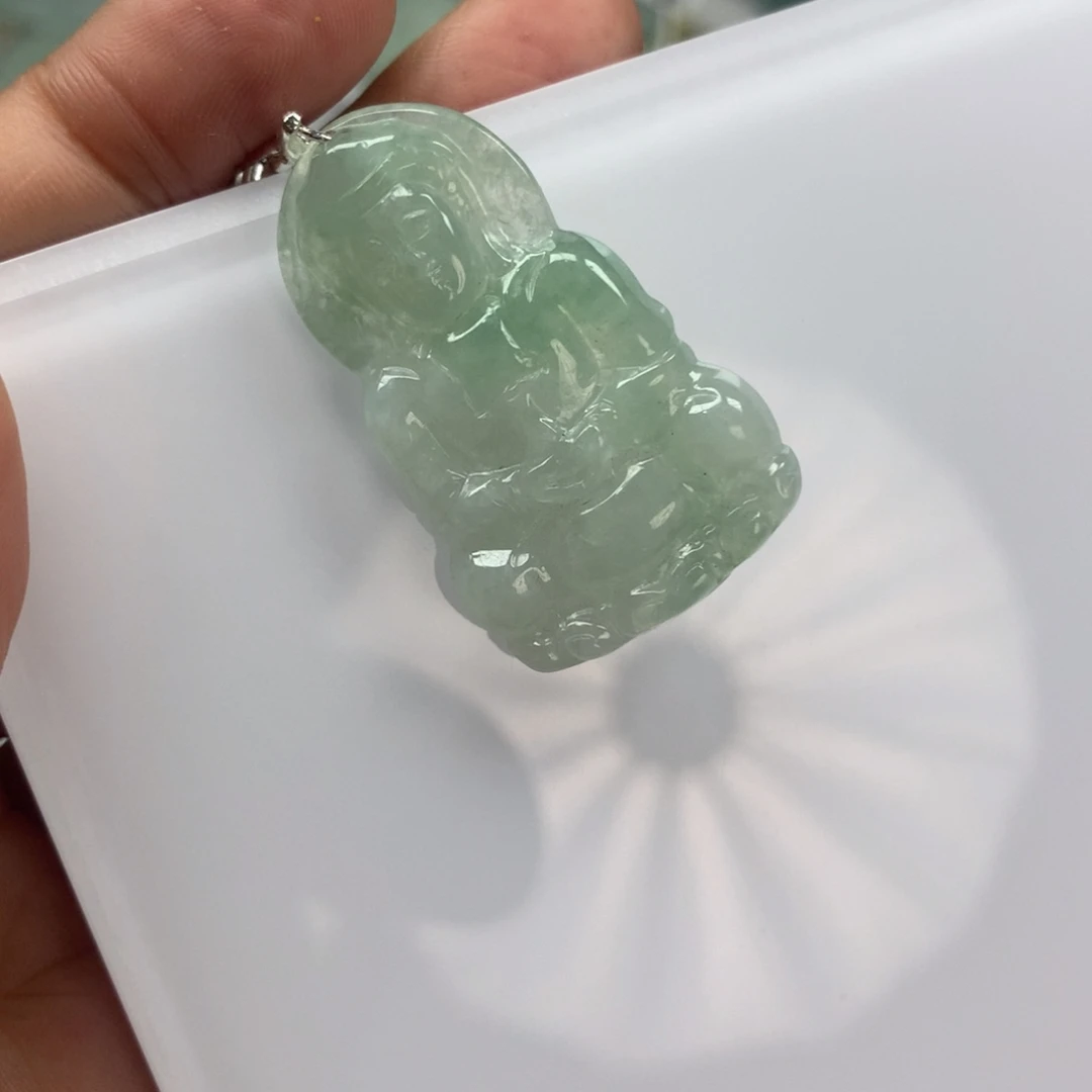 翡翠未镶嵌颈饰1111