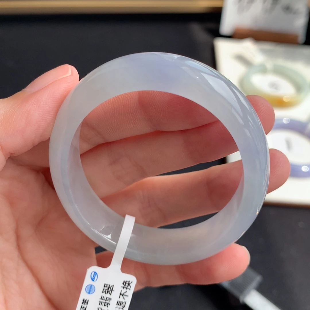 翡翠手镯未镶嵌53贵妃