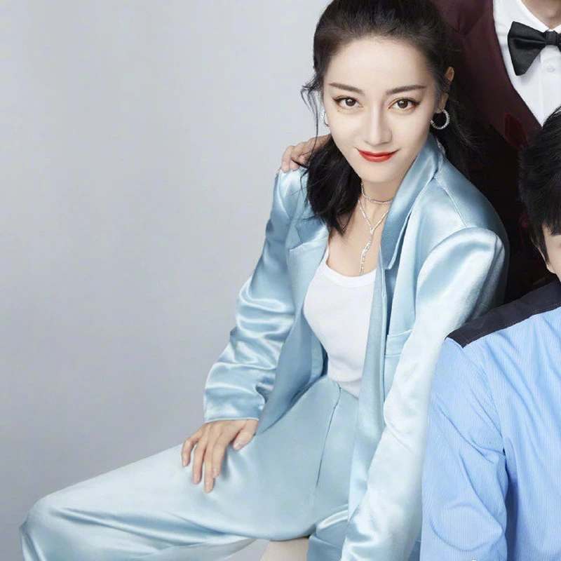 迪丽热巴明星同款西装套装女春夏薄款时尚气质蓝色醋酸缎面外套