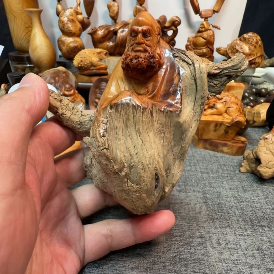 柏木（崖柏）苏*衣我们的生活是以自己