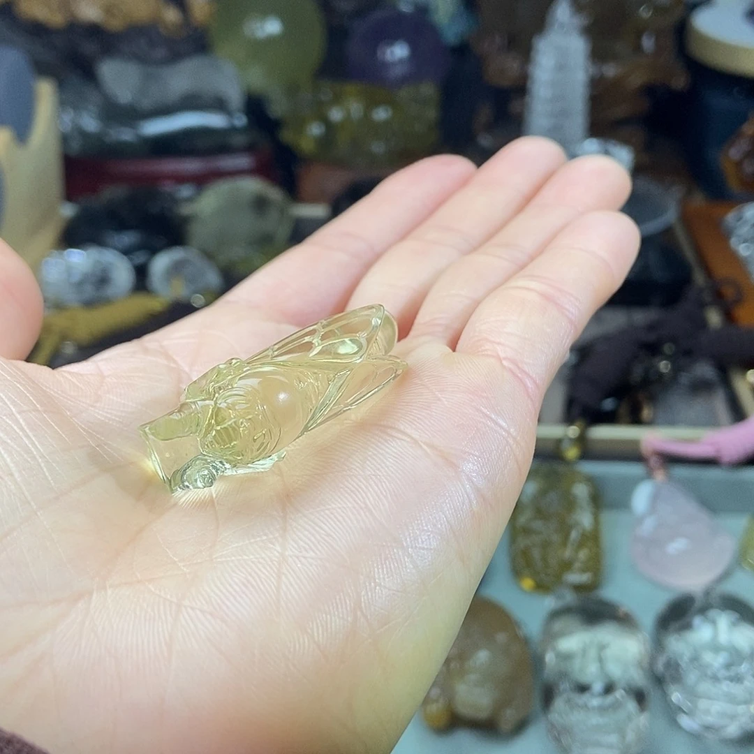 水晶颈饰未镶嵌九**几水晶吊坠