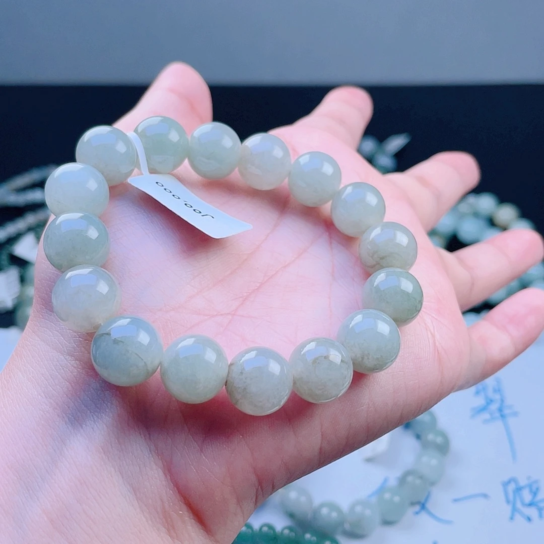 定制翡翠未镶嵌珠串