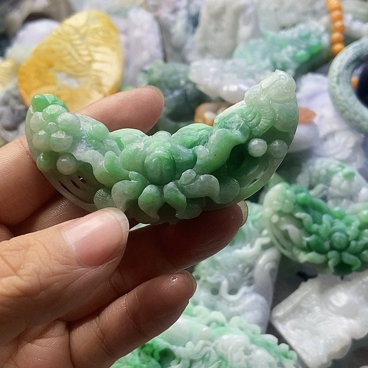 定制翡翠未镶嵌天然翡翠