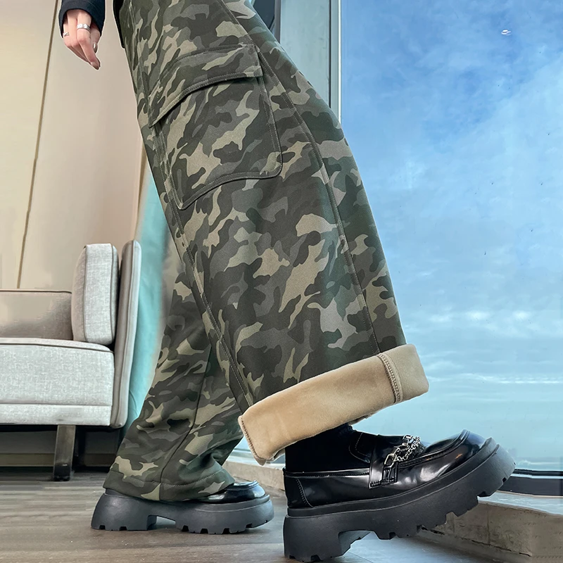 迷彩弯刀工装裤女2025秋冬加绒新款高腰宽松休闲大口袋直筒弯刀裤