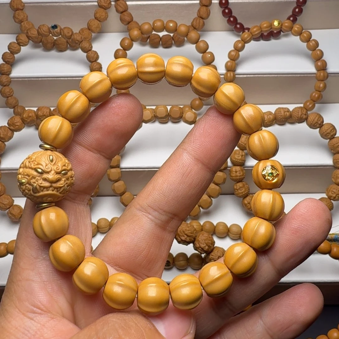 文玩核桃吊坠鲨鱼鳍 全品 双面醒狮