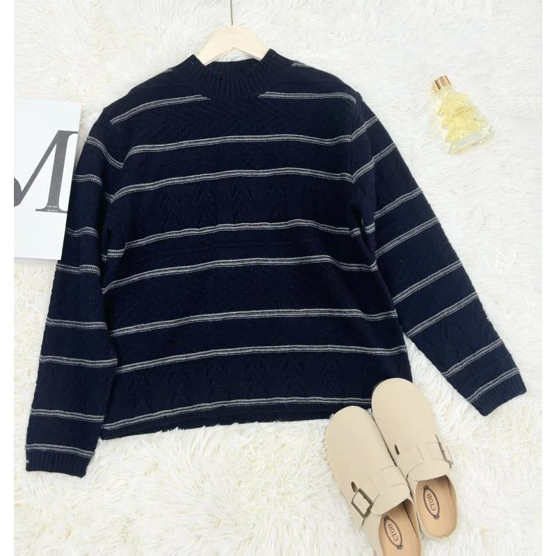 新新定制-藏青圆领拼色条纹百搭针织毛衣260787