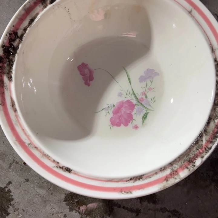 际***佐老货盘子碗啥都有