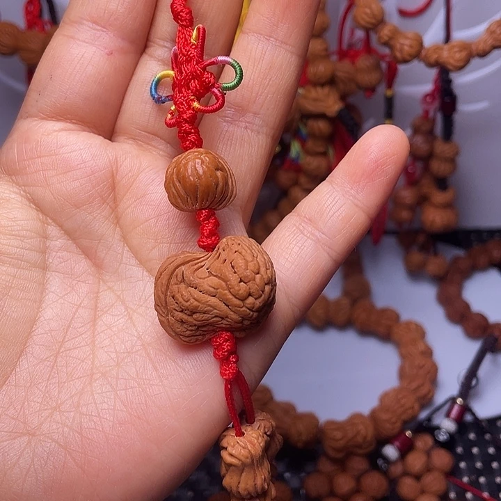 桃核吊坠龙纹桃枭