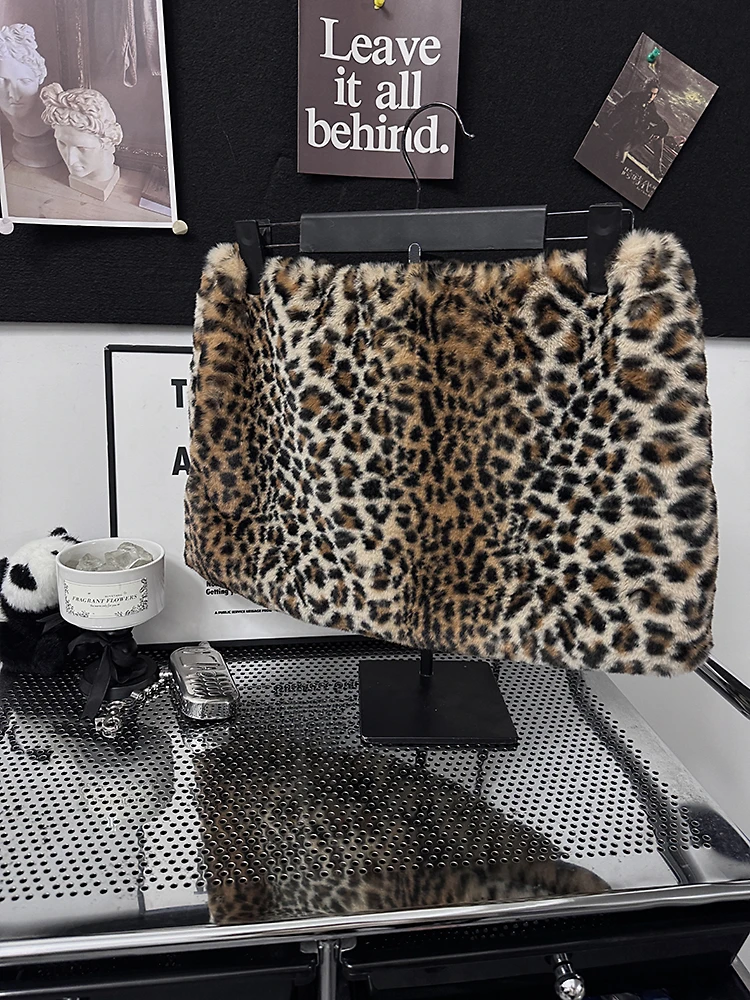 野性魅力 豹纹毛绒半身裙女性感辣妹气质修身弹力腰低腰包臀短裙