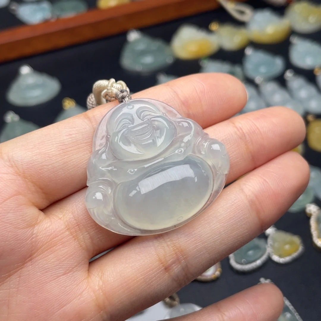 丹****颈饰未镶嵌翡翠佛公33.7×36.9×7.7