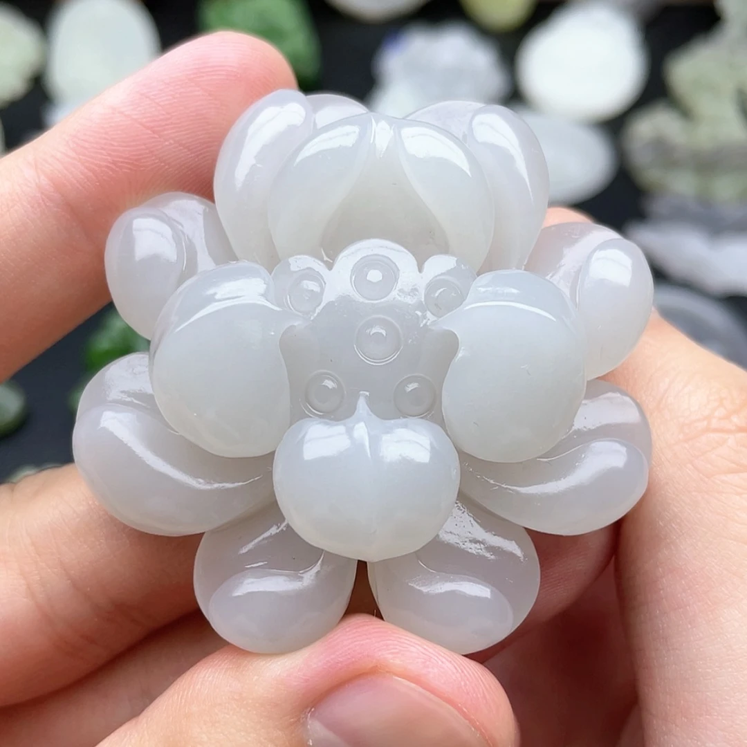 【闪购商品】颈饰未镶嵌和田玉