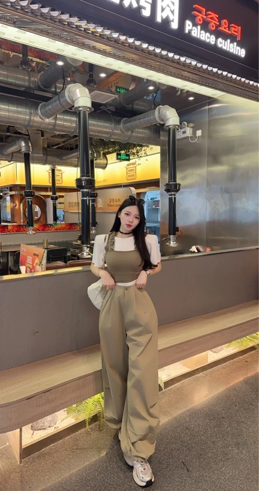 【TX】白色泡泡袖净版T/木耳边背心/韩版抽绳工装裤