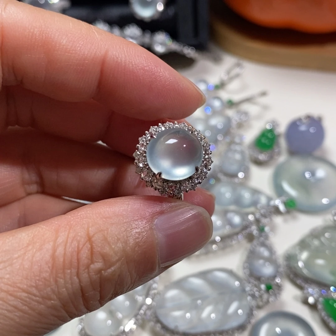 翡翠18K金镶嵌吊坠(不含链)蛋面戒指