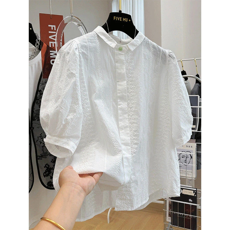 洋气气质时尚小众泡泡袖衬衫女日杂风白色刺绣衬衣上衣