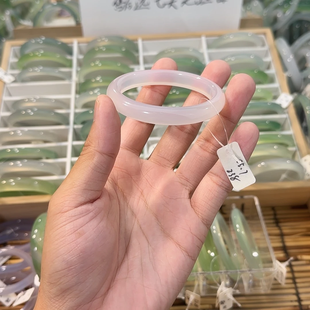 玛瑙/玉髓未镶嵌手镯圈口55.7