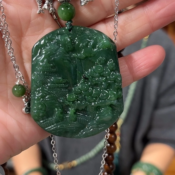 颈饰未镶嵌和田玉