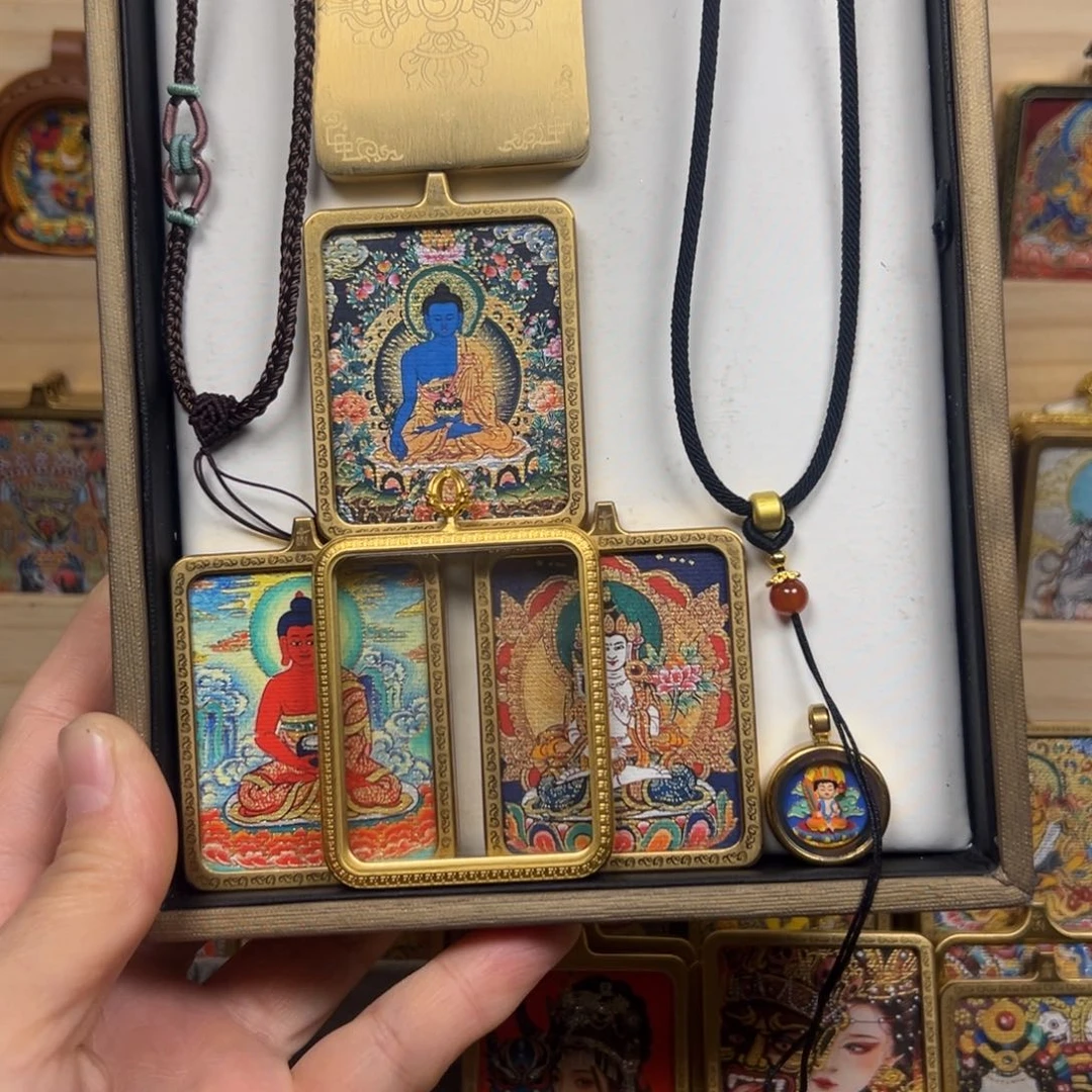 吊坠南***?虚空中阿米药师虚空小卡