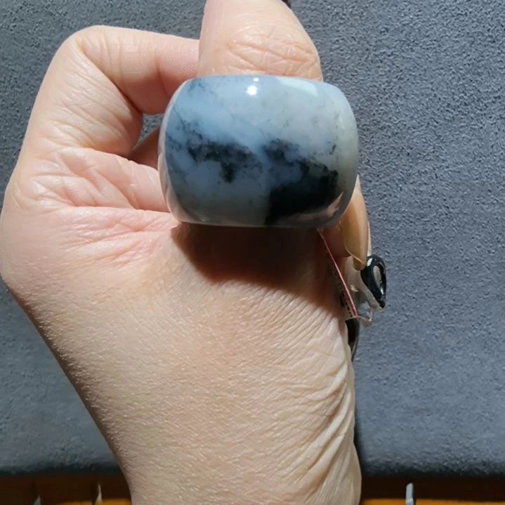 和田玉戒指未镶嵌