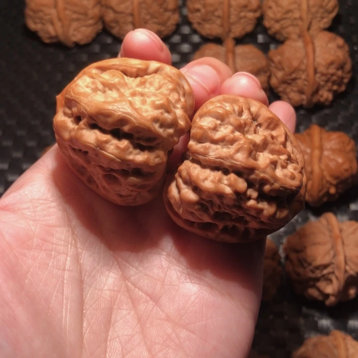 文玩核桃把件三角蛙