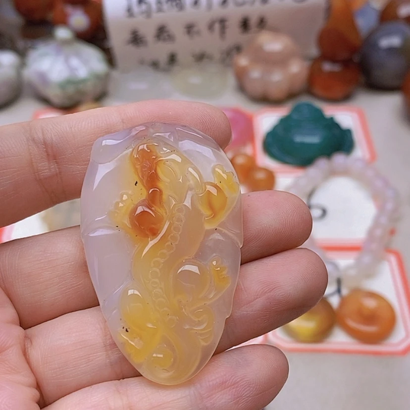 【闪购商品】未镶嵌玛瑙/玉髓珠宝半成品飞*?
