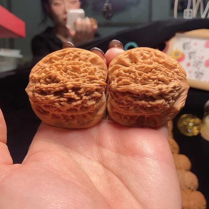 吊坠文玩核桃47全品麦虎