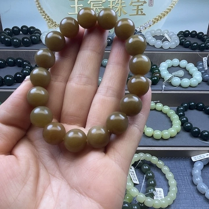 和田玉未镶嵌手链