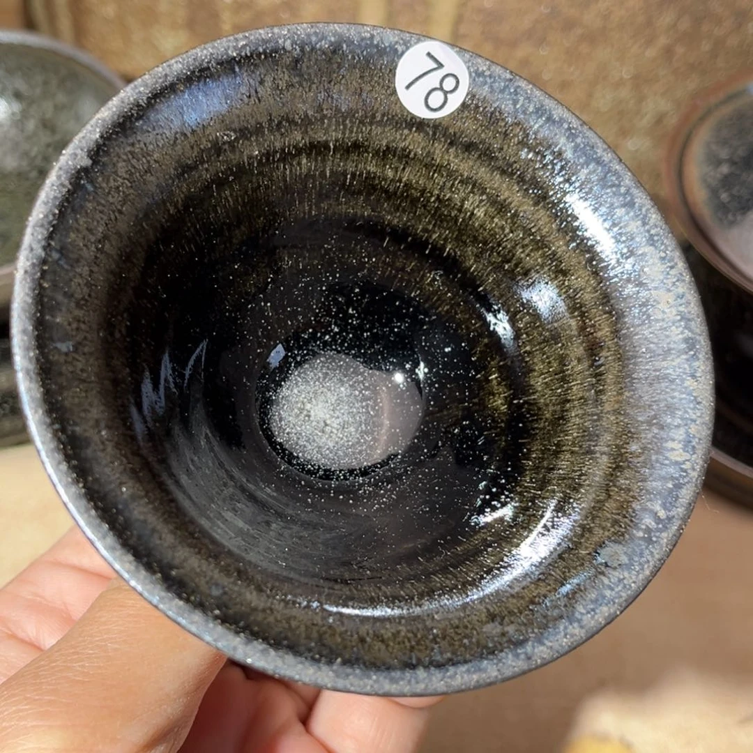 茶盏义兴龙窑坚持真柴烧