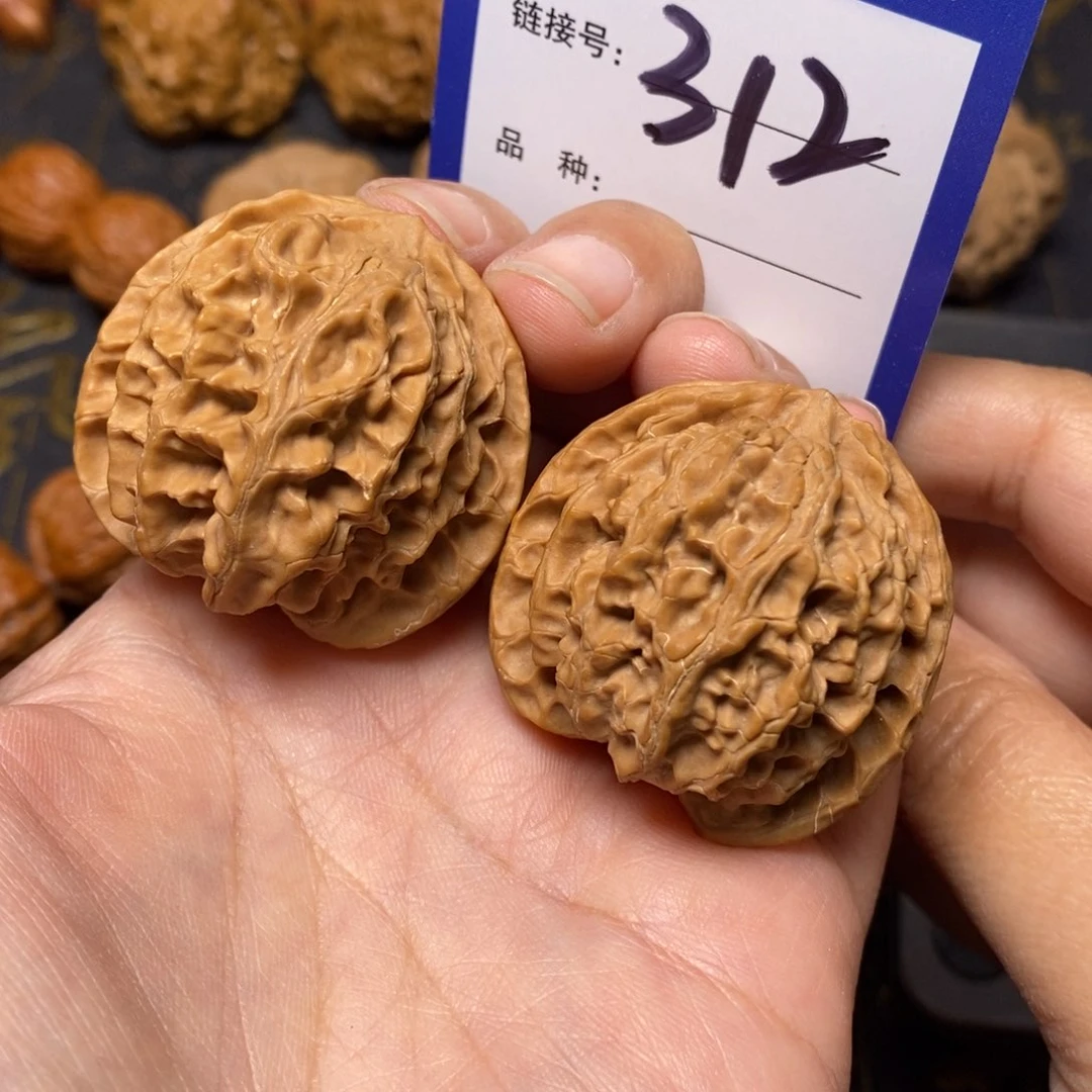 文玩核桃把件阿*苹果园37➕。 312